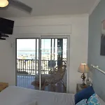 Rnet - Rivabella Apartment *